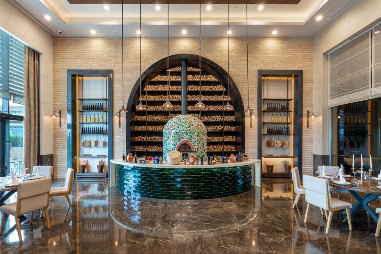 Regnum Carya 5*